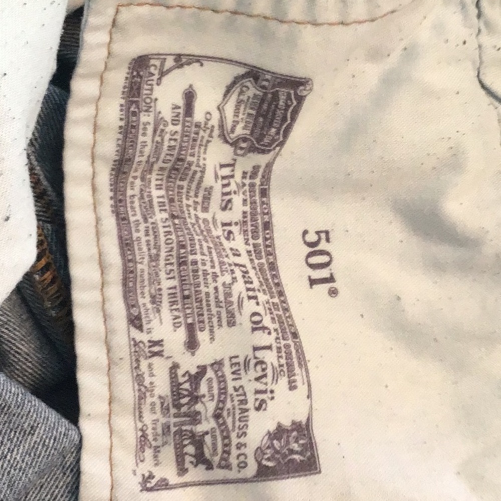 Levi’s Button Down Made in Egypt - Picture 8 of 12
